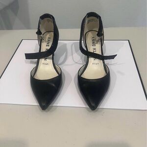 Anne Klein Black Pointed Toe Heels